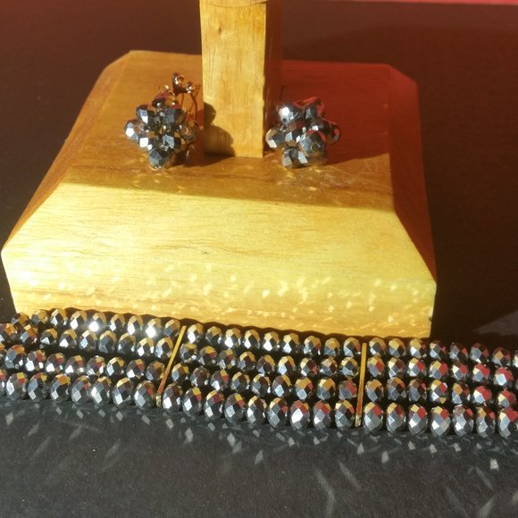 Handmade Hand strung 3 Piece Statement Set GREY - Picture 7 of 8